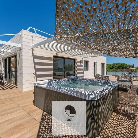 Apartamento Avec Grande Terrasse Et A *